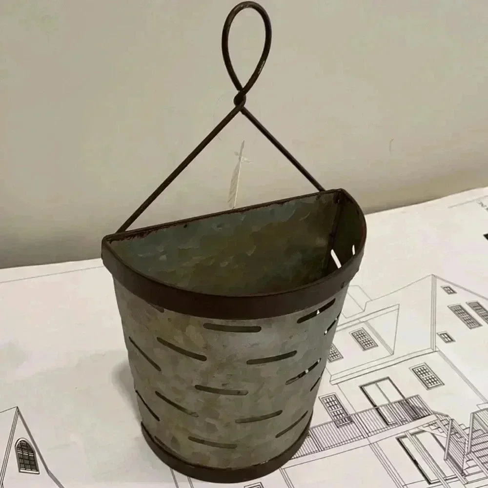 Olive basket decor
